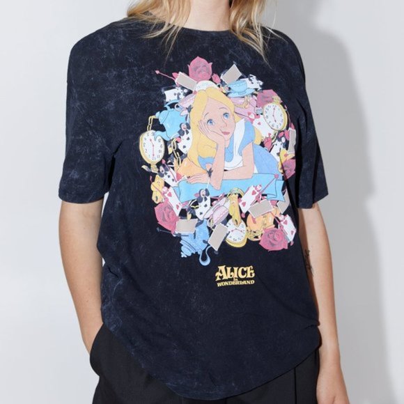 Zara x Disney Alice in Wonderland Mineral Wash Graphic Tee Shirt - Picture 2 of 13
